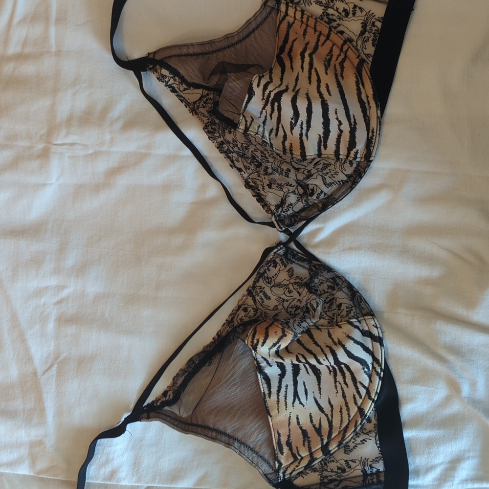 Victoria Secret Bra